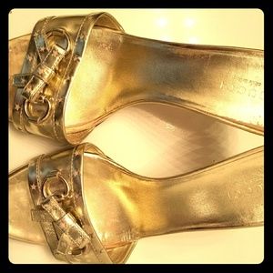 GEORGOUS GUCCI SANDALS SIZE 7.5